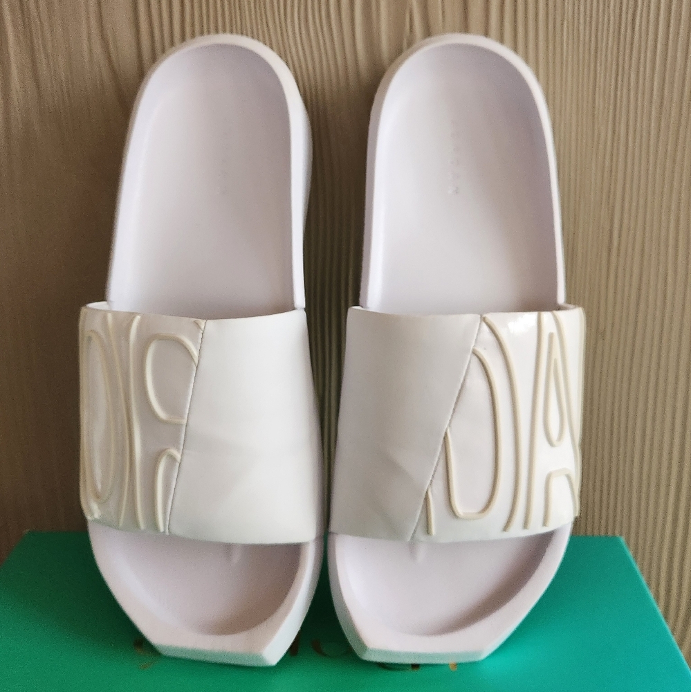 Nike Jordan White Nola Slide Sz9
